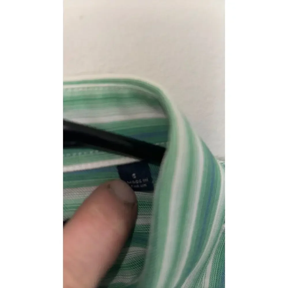 Burberry small green button down UK made - Picture 6 of 7